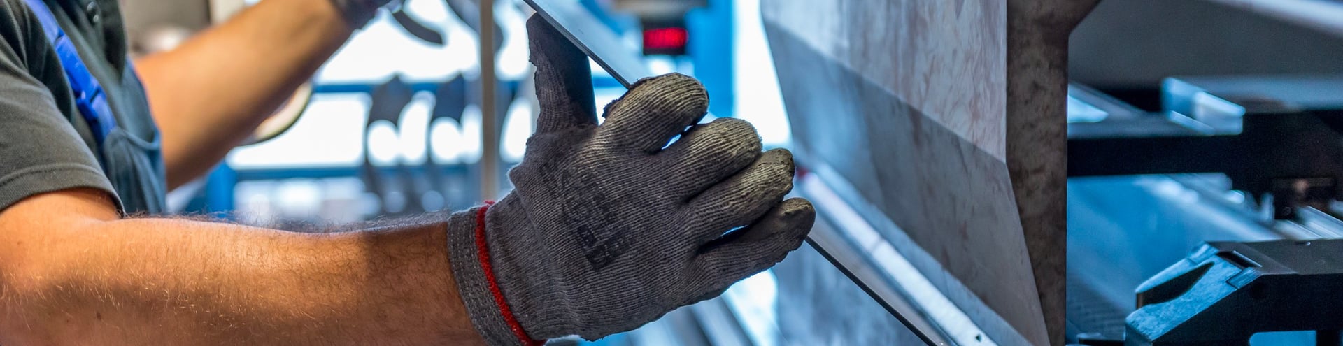 Manipulační dělník do výroby